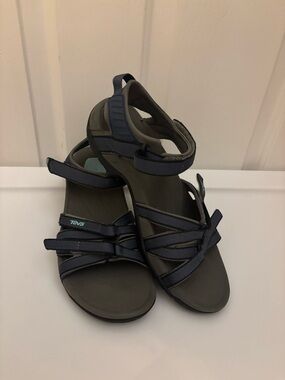 Teva Women's Navy Strappy Outdoor Sandals